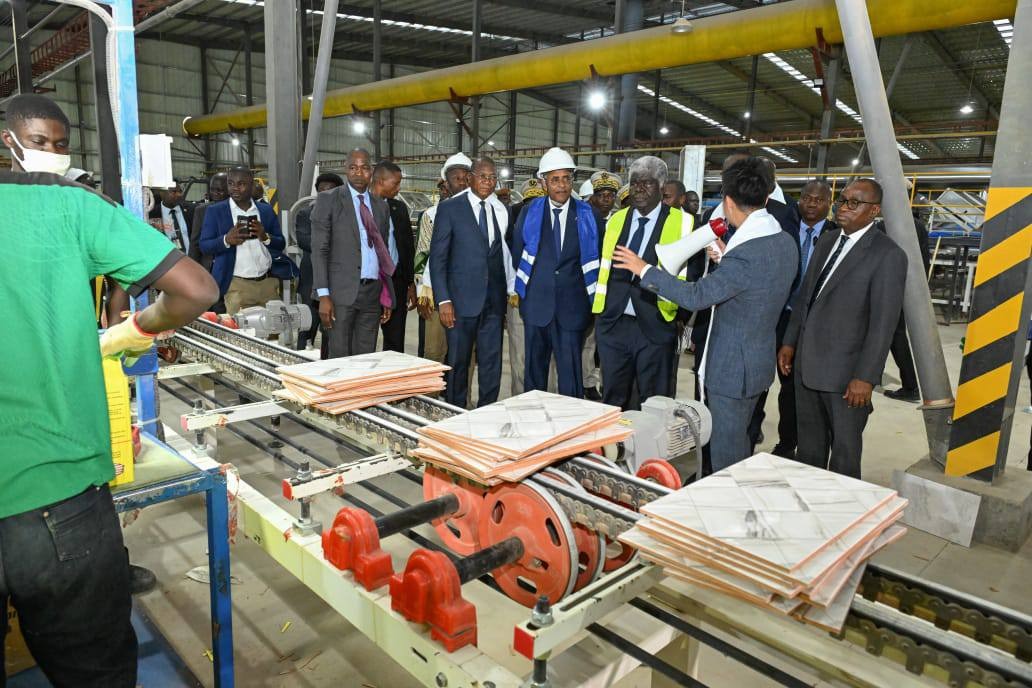 生产动态 | 特福科特迪瓦陶瓷举行工厂投产剪彩仪式